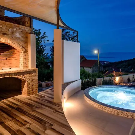 Holiday Home Pitve