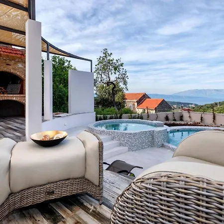 Holiday Home Pitve 펜션 Pitve